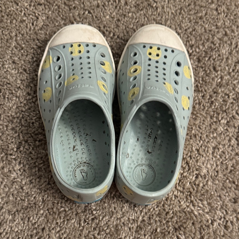Native Kids Water Shoes - Light Blue and Yellow